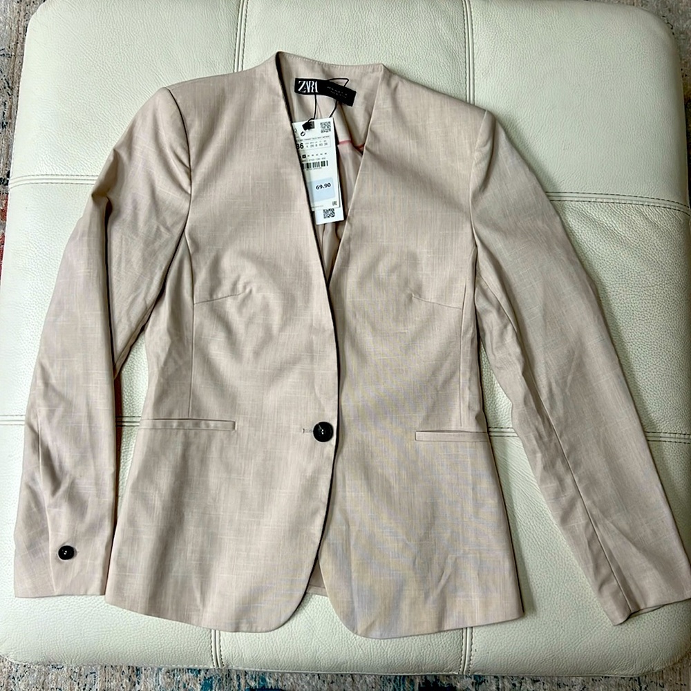 NWT Zara Tan Blazer US 4